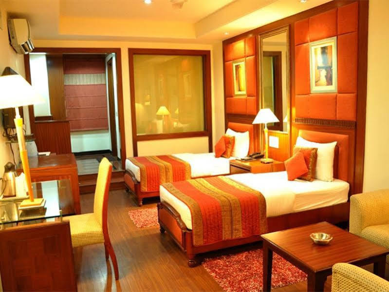 Hotel Jewel Palace Nueva Delhi Exterior foto