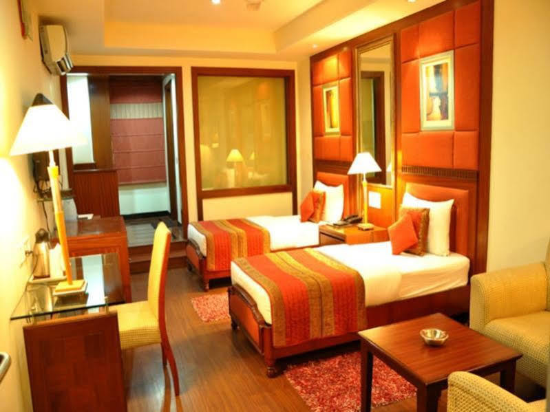 Hotel Jewel Palace Nueva Delhi Exterior foto